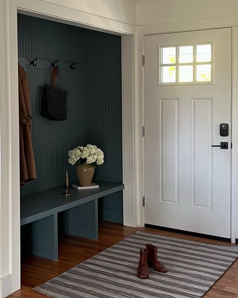 Tiny entryways can be cute too. Phone snap of this closet turned mini mudroom. Mini Mudroom Entryway, Mudroom Small Space, Closet Mudroom Conversion, Tiny Mud Room, Closet Turned Into Mudroom, Mini Mudroom, Tiny Entryway, Wall Nook, Mudroom Closet