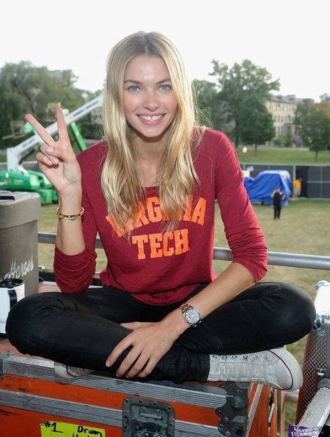 Hart Images, G Tech, Jessica Hart, Pink Nation, Anti Ageing, Virginia Tech, Tailgate Party, Holiday Dinner, Photo L