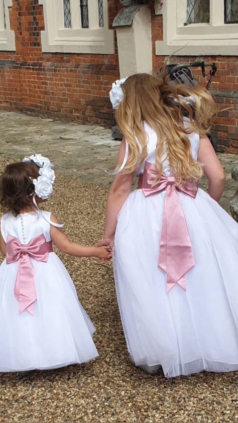 Flowergirls Dress Pink, Light Pink Flower Girl Dress, Ring Bearer Outfit Pink, Flower Girl Pink Dress, Dresses For Birthday, Birthday Gowns, Gosfield Hall, Christian Wedding Gowns, Pink White Dress