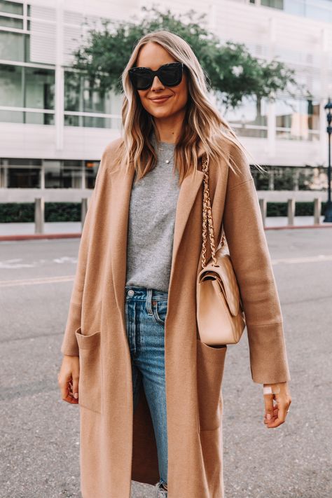 Fashion Jackson Wearing Jcrew Ella Long Sweater Blazer Grey Sweater Celine Sunglasses Coatigan Outfit, Sweater Coat Outfit, Pijamas Women, Tan Coat, Beige Outfit, Fashion Jackson, Coat Outfit, Sweater Blazer, Outfit Inspiration Fall