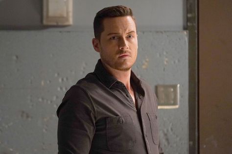 Jesse Lee Soffer Finally Reveals Why He Left Chicago P.D. Soffer, who played Halstead for 10 seasons, opens up about exiting the One Chicago franchise. By McKenzie Jean-Philippe February 22, 2023 Adam Ruzek, Erin Rose, Jesse Lee Soffer, Tracy Spiridakos, Smile Gif, Big Teddy, Jesse Lee, Jay Halstead, Donnie Wahlberg