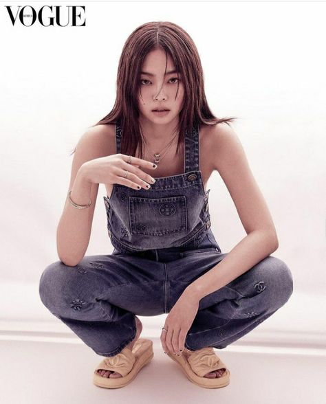 Jennie Vogue, Vogue Korea, Blackpink Jennie, A Woman, Vogue