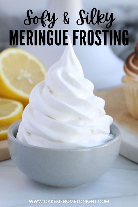 Meringue Frosting is an easy, four ingredient recipe that is perfect to use for meringue desserts! Add extra flavor and texture by toasting the meringue with a kitchen torch! Meringue Frosting Recipe, Recipe For Cakes, Cake Me Home Tonight, Meringue Icing, Easy Meringues, Meringue Frosting, Meringue Desserts, Easy Frosting, Frosting Recipes Easy