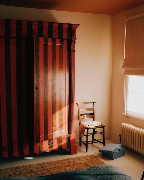 Parisian Powder Room, Striped Furniture, Stacy Martin, Painted Wardrobe, Bedroom Red, Paint Stripes, Spare Bedroom, Main Bedroom, Interior Inspo