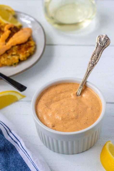 This easy 5-minute cajun-style remoulade sauce is the perfect addition to crab cakes and other seafood. It's creamy and tangy with just a touch of spice. You'll want to put it on everything! Cakes With Sauce, Sauce For Crab Cakes, Cake Sauce, Pumpkin Zucchini Muffins, Crab Cake Sauce, Homemade Balsamic Vinaigrette, Blueberry Donuts, Touch Of Spice, Blueberry Oat