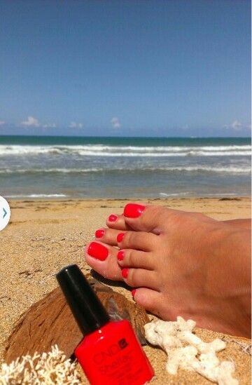 Lobster Roll Pedicure Bright Colors, Summer Red Toe Nails, Bright Red Toe Nails, Shellac Toes Summer, Holiday Toe Nails Summer, Cnd Shellac Nails Summer, Bright Red Pedicure, Summer Shellac, Holiday Nails Summer