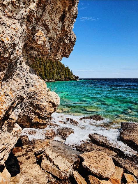 Tobermory Ontario, Busy City, Boat Ride, Flower Pot, Snorkeling, Lighthouse, Ontario, Toronto, Swimming