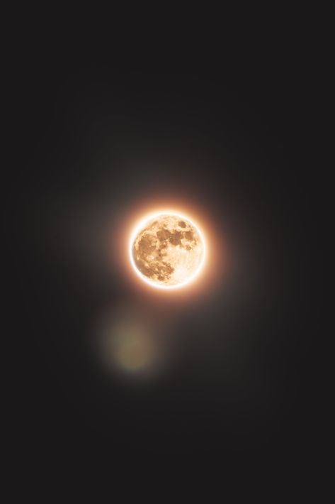 yosnier on Twitter: "tonight's "hunters" moon; full moon in aries (2022) https://t.co/jWRkRq1o1f" / Twitter Moon Aries, Hunters Moon, Moon In Aries, Aries Moon, Full Moon In Aries, Kiss Me Love, Moon Full, Forehead Kisses, Moon Photography