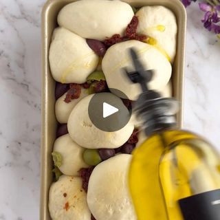 719K views · 1.7K reactions | Pull Apart Olive Bread #bread #olivebread #fooddolls | Food Dolls | Food Dolls · Original audio Food Dolls, Olive Bread, Doll Food, Pizza Bread, Pull Apart, Pizza, Bread, Audio, Dolls