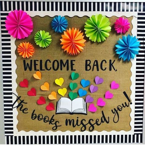 20 Best Welcome Back-To-School Bulletin Boards Ideas Ashley Martin, School Library Bulletin Boards, School Library Decor, School Library Displays, Halloween Bulletin Boards, Reading Bulletin Boards, School Board Decoration, Welcome To School, Preschool Bulletin