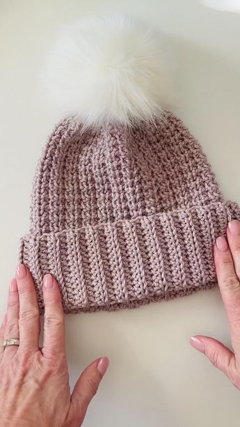 Best Yarn For Crochet Hats, Beanie Hat Pattern Crochet Free, Free Hat Patterns Crochet, Free Crochet Beanie Hat Patterns, Crochet Hat Top Down, Easy Crocheted Hats Pattern Free, Crochet Stitches For Hats, Velvet Beanie Crochet, Knit Look Crochet Beanie