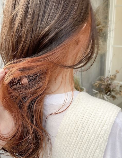 Hair Dye Korean Style, Brown Hair Tips Dyed, Strawberry Blonde Underneath, Orange Halo Hair, Brown Hair With Copper Underneath, Coral Highlights Brown Hair, Brown Hair With Orange Underneath, Auburn Peekaboo Hair, Ginger Underdye Hair