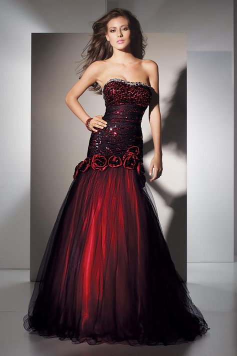 Dark Red Strapless Gown Gold Dress Formal, Red And Gold Dress, Black Gowns, Gold Prom Dresses, Prom Dresses 2017, Alyce Paris, Gowns Of Elegance, Black Prom Dresses, Beauty And Fashion