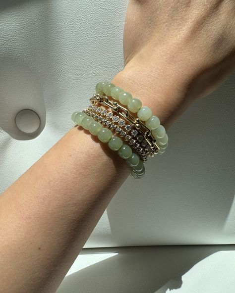 Stack your Ombré beaded bracelet and look gorgeously 💚 in every turn. Jade Bracelet Stack, Beaded Things, Jade Bracelet, Vintage Bracelets, Bracelet Stack, Beaded Bracelet, Jade, Beaded Bracelets, Bracelet