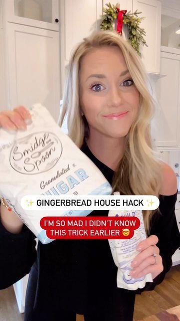 Gingerbread House Tips And Tricks, Glue For Gingerbread House, Sugar Glue For Gingerbread Houses, Gingerbread House Frosting Glue Recipe, Gingerbread House Glue Recipe Easy, Gingerbread House Glue, Best Gingerbread House Icing Glue, Gingerbread House Frosting, Gingerbread Birthday Party