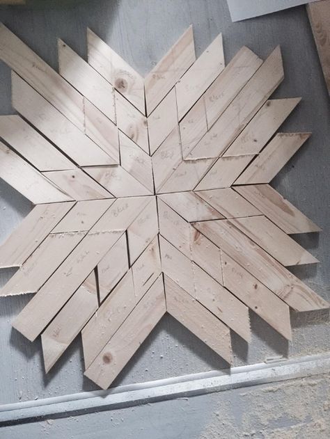 Geometric wood art or tray Wood Burning Tools, Wood Burning Ideas, Reclaimed Wood Wall Decor, Aztec Wall Art, Geometric Wood Art, Barn Wall Art, Auction Projects, Wood Crafting, Wood Wall Art Diy