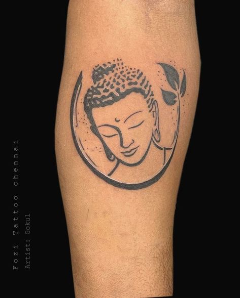 #ElegantTattoos #FineLineTattoo #ChicTattoos #ArtisticInk #SophisticatedTattoo #DelicateTattoo #MinimalistTattoo #ElegantInk #StylishTattoos #ElegantBodyArt Beautiful Spine Tattoos, Ink Tattoo Design, Red Tattoo Ideas, Promise Tattoo, Red Ink Tattoo, Spine Tattoo Ideas, Buddha Tattoo Design, Cool Wrist Tattoos, Buddha Tattoos