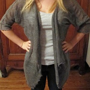 Fashion Upcycle, Cardigan Tutorial, Diy Cardigan, Clothing Crochet, Sweater Tutorial, Upcycle Diy, Sew Your Own Clothes, Diy Sweater, Sewing Shirts