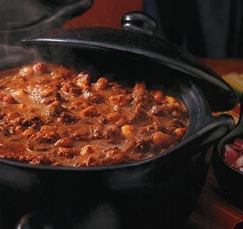 Spicy Lamb and Chorizo Chili Chorizo Chili Recipe, Lamb Chili, Red Wine Beef Stew, Chorizo Chili, White Bean Recipes, Chorizo Recipes, Mole Sauce, Turkey Chili, Bowl Of Soup