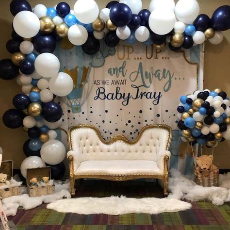 Light Blue Chrome, Royal Baby Showers, Twinkle Twinkle Baby Shower, Moon Baby Shower, Blue Chrome, Baby Shower Decorations For Boys, Baby Shower Inspiration, Boy Baby Shower Themes, Teddy Bear Baby Shower