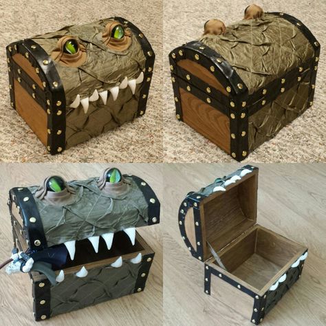 A handmade Mimic Box. A creature found in D&D, as well as other places. Mimic Box Diy, Diy Mimic Chest, Dnd Dice Box Diy, Diy Mimic Dice Chest, D D Dice Boxes, Dungeons And Dragons Dice Tray, Comicon Cosplay, Diy Dice, Dice Roller