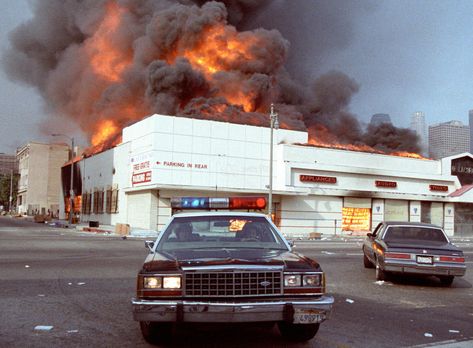 What Caused the 1992 LA Riots and How Many People Died? | History Hit Rodney King, Car Chase, King Do, Ventura County, Tv Station, Brain Damage, Vintage Advertisement, Book Signing, How Many People