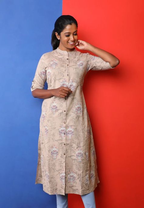 High Collar Neck Kurti, Nehru Collar Kurti Women, High Neck Collar Kurti Design, Feeding Kurtis Design, High Neck Kurti Design, Casual Kurti Designs, Kurti Neckline, Sea Inspired Fashion, Chudi Designs