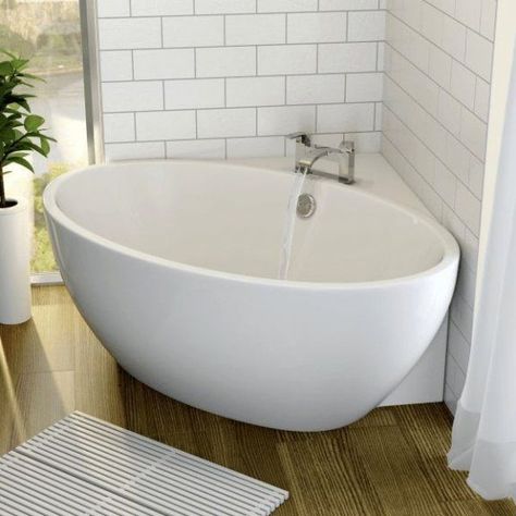 Freestanding Baths In Small Bathrooms, Bath In Corner, Bathtub In Corner, Small Corner Bathtub, Bathtub Corner, Design Interior Baie, Makeover Kamar Mandi, Bathtub Sizes, Corner Bath