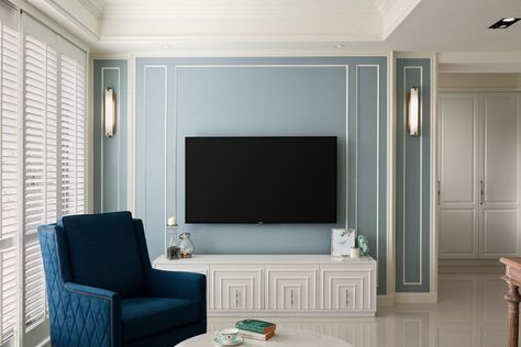 Country Style Interior Design, Light Blue Living Room, Wall Molding Design, Bedroom Built Ins, Country Style Interiors, Living Tv, Living Room Tv Unit Designs, Living Room Tv Unit, Tv Room Design