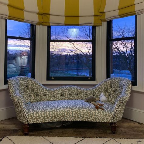 Matilda Goad (@matildagoad) posted on Instagram • Jan 18, 2021 at 7:53am UTC Matilda Goad, Violet Sky, White Blinds, Sunny Morning, Curtains Bedroom, Dream House Decor, Matilda, House Decor, Chaise Lounge