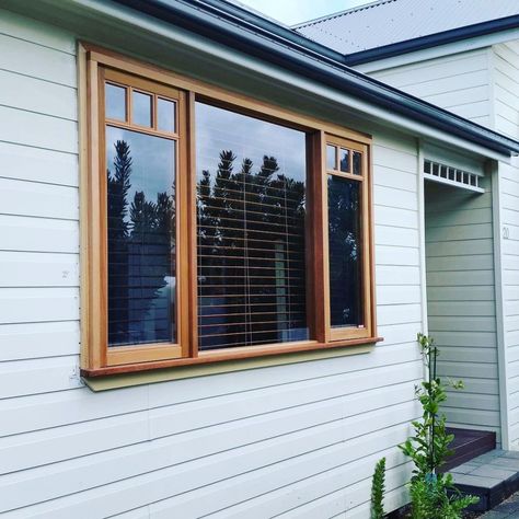 21+ Top Exterior Window Trim Design Ideas (2025) - DrExplains Cedar Window Trim, Window Trim Design, Exterior Wood Trim, Exterior Window Trim, Blue Siding, Green Shutters, Exterior Window, Window Trim Exterior, Basement Windows