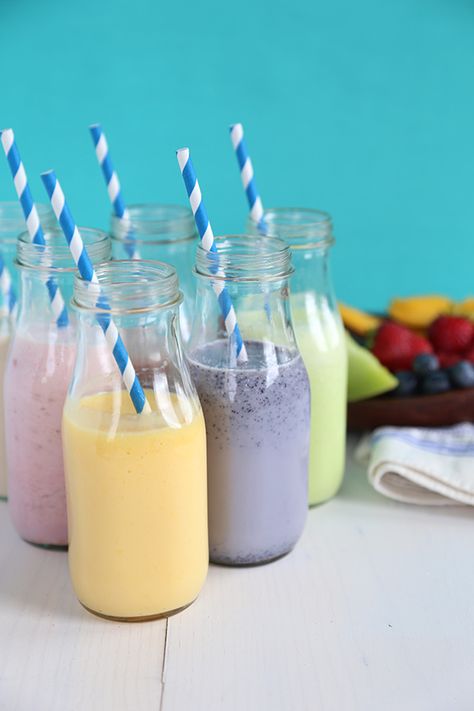 Resep Smoothie, Fresh Fruit Recipes, Summer Smoothies, Flavored Milk, Smoothie Shakes, Fruit In Season, Milkshakes, Smoothie Drinks, Fruit Flavored