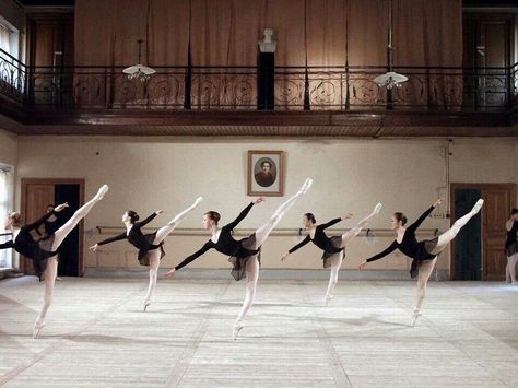 . Ballet Reality, Vaganova Academy, Vaganova Ballet, Ballet Stuff, Vaganova Ballet Academy, Dance Aesthetic, Ballet Studio, Ballet Pictures, Ballet Girl