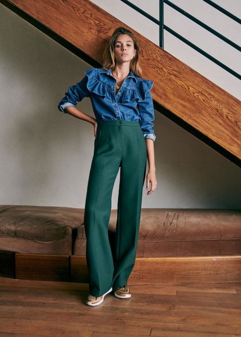 Martin Trousers - Chambray - Organic Cotton - Sézane Dark Green Trousers Outfit, Green Trousers Outfit, Sezane Blouse, Trouser Outfit, Green Trousers, Navy Green, Outfits Women, High Waisted Trousers, Navy And Green