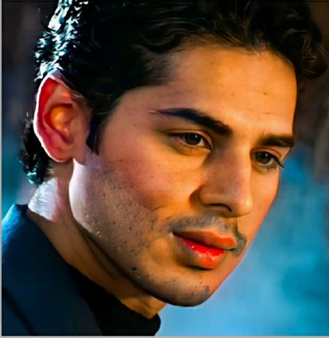 Guy Haircuts, Dino Morea, Artis India, Rekha Actress, Haircuts Long, Guy Haircuts Long, Bollywood Music Videos, Man Crush Monday, 90s Bollywood