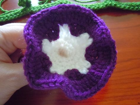 Crochet Morning Glory, Crochet Patterns Ideas, Crochet Flowers Free Pattern, Crochet Stars, Patterns Ideas, Morning Glory, Crochet Motif, Crochet Jewelry, Machine Knitting