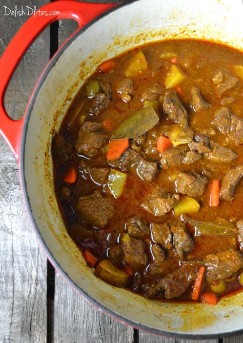 Carne Guisada (Puerto Rican Beef Stew) | Delish D'Lites Puerto Rican Beef Stew, Puerto Rican Cuisine, Puerto Rico Food, Carne Guisada, Boricua Recipes, Recipe Beef, Spanish Dishes, Puerto Rican Recipes, Hispanic Food