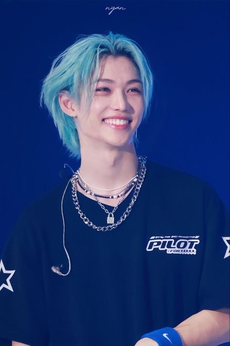 Muka Lelaki, Prince Felix, Digital Marketer, Skz In Cute, Savage Kids, Homeless Children, Felix Stray Kids, Korean Men, Crazy Kids