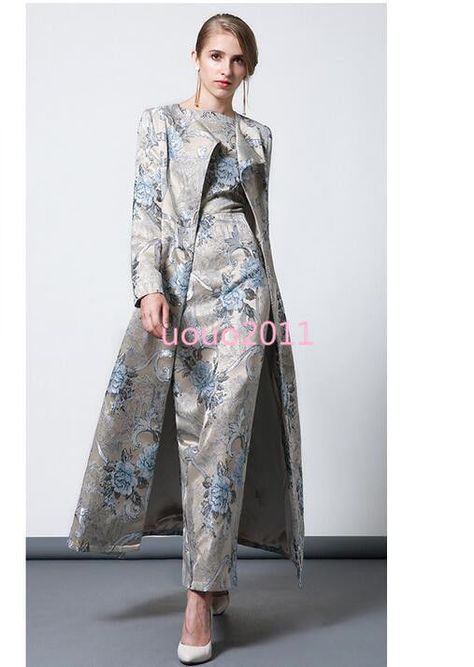 Brocade Coat, Women's Winter Coats, Afghan Wedding, Denim Coat Women, Chinese Embroidery, Silk Coat, Modesty Fashion, Current Fashion, Silk Suit