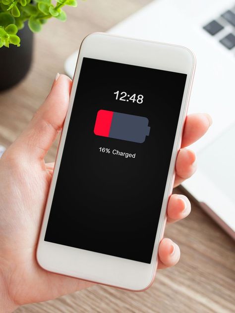 What to do now if your iPhone's battery still won't make it through the day Power Apps, Iphone Battery, Make It Through, Usa Today, Battery Life, Charger Pad, Be Still, Make It, Diy Projects