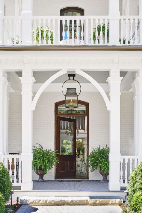 2020 Nashville Showcase House Front Door and Porch Luxury Front Porch, American Home Design, Gas Lighting, French Mansion, Brick Porch, Green Shutters, Blue Patio, Porch Sitting, Southern House