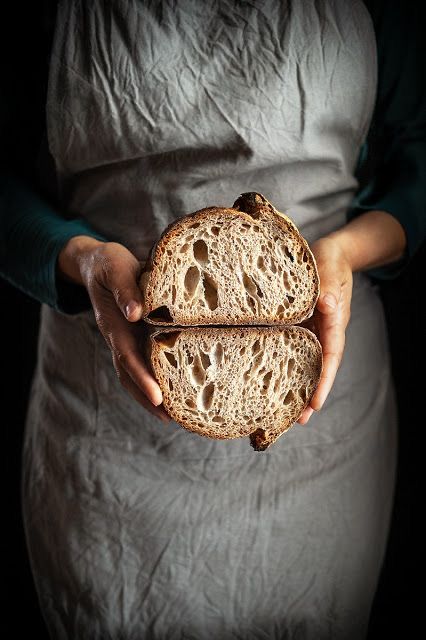 Whole Wheat Sourdough, Dark Food, Country Bread, Pecan Nuts, Bakery Design, Wheat Bread, Bread And Pastries, Slow Food, Maize