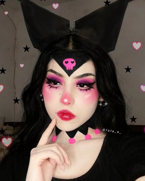 Kuromi Halloween Makeup, Kuromi Costume Halloween, Kuromi Eye Makeup, Pink Costume Ideas Halloween, Cosplay With Black Hair, Kuromi Costume Ideas, Cosplay Ideas Black Hair, Kuromi Inspired Makeup, Sanrio Makeup Look