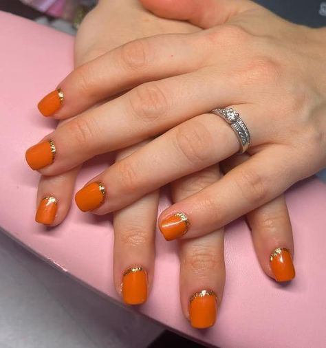 Orange Heart Nails, Burnt Orange Nail Ideas, Short Fingernails, Orange Nail Ideas, Burnt Orange Nails, Orange Nail Art, Oval Shaped Nails, Nails Orange, Orange Nail Designs