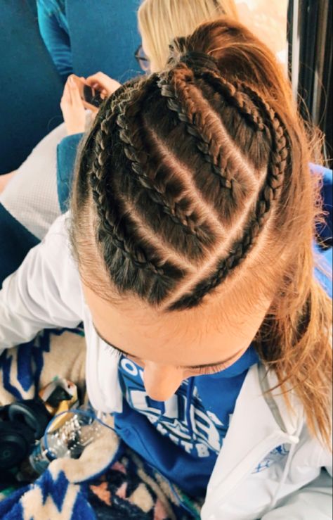 Tight braids into poneytail cornrows sports hairstyle Hairstyles Pinterest, Pinterest Hairstyles, Cute Volleyball Hairstyles, Timeless Hairstyles, Cute Sporty Hairstyles, Running Hairstyles, Soccer Hairstyles, Soccer Hair, Sports Hair