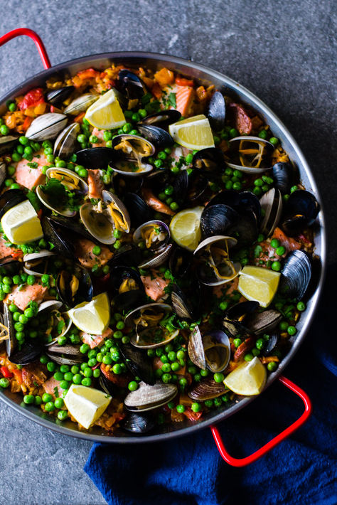 Seafood and Chorizo Paella Recipe -The LIttle Ferraro Kitchen Clams And Mussels, Mediterranean Seafood, Chorizo Paella, Aphrodisiac Foods, Sunday Dinner Ideas, Best Food Photography, Paella Recipe, Rice Risotto, Best Seafood Recipes