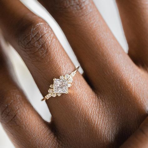 Melanie Casey • Fine Jewelry on Instagram: “The big sister to our classic Stargaze ring, the 3/4ct. Stargaze ring features a stunning 3/4ct. princess cut white diamond surrounded by…” Cut Rings, Princess Cut Rings, Princess Cut Engagement Rings, Wedding Rings Unique, Zircon Ring, Vintage Engagement, Designer Engagement Rings, Gold Engagement Rings, Ring Vintage