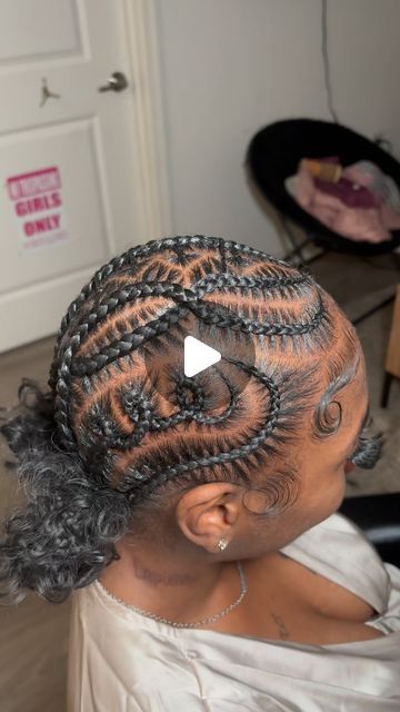 @minkyme_ on Instagram: "I live a good design 😍😍😍😍

Style: 6-8 Designer Braids
Add Ons: Boho, Buns

#stitchbraidsatl #stitchbraidschicago #stitchbraidsnyc #dmvstitchbraids #dcbraiders #braidswithdesigns #mdbraiders" Boho Stitch Braids, Tribals With Knotless Braids, Bob Quickweave, Short Crochet Braids, Boho Box Braids, Crochet Braid Pattern, Stitch Braid, Boho Braided Hairstyles, Say It Right