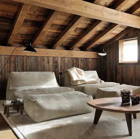 Modern Cabin Interior, Charm Aesthetic, Lambskin Rug, Modern Wooden House, Wooden House Design, Chalet Interior, Chalet Design, House Coastal, Aesthetic House