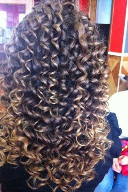 Spiral Perm Long Hair, Long Hair Perm, Spiral Perm, Spiral Curls, Beautiful Curly Hair, Types Of Curls, Permed Hairstyles, Short Hair Styles Easy, Curly Hair Tips